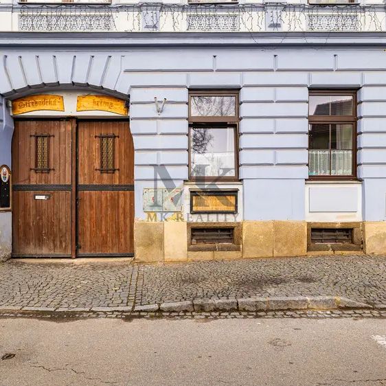 Pronájem zařízeného bytu 1+kk, 29 m - Fotografie 1