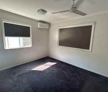 NEAT AND TIDY HOME FOR RENT IN NEW AUCKLAND! - Photo 4