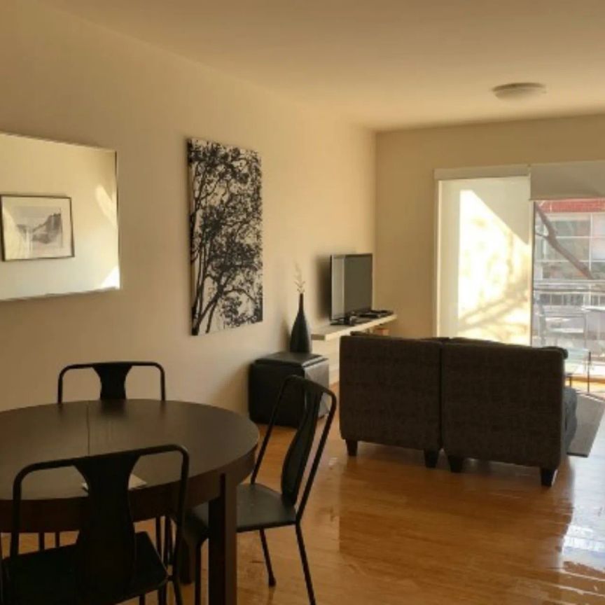 Fully furnished 2 Bedrooms with a Secure Car Park in the Heart of Adelaide City! - Photo 1