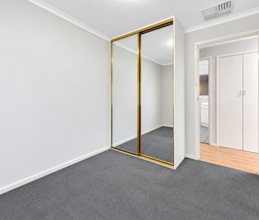 21 Heathersett Drive, Salisbury Park SA 5109 - Photo 3