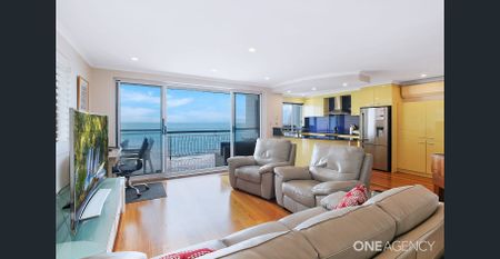 Magficient Furnished Waterfront Unit - Photo 5