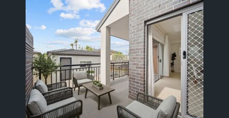 Spacious Family Duplex in Prime Bankstown Location - Photo 3