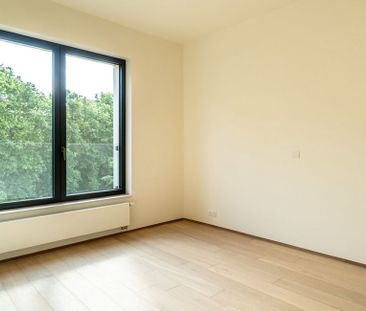 Appartement te huur in Ukkel voor € 2.450 met 2 slaapkamers - Photo 6
