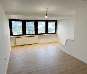 Düsseldorf-Stockum: 2-Zimmer-Einliegerwohnung mit Balkon! - Foto 1