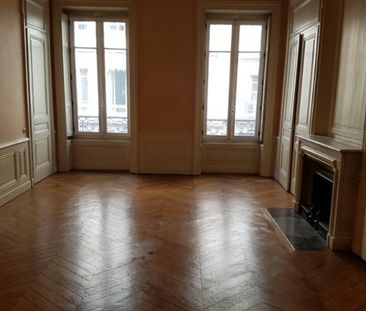 Appartement T5 A Louer - Lyon 6eme Arrondissement - 161.07 M2 - Photo 1