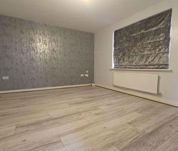 3 bedroom detached house to rent - Photo 4