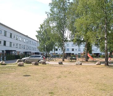 Hässleholmen, Borås, Västra Götaland - Photo 1