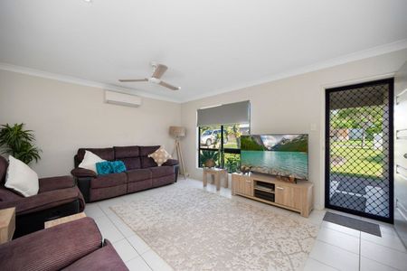 Coastal Comfort and Family Living Combined - Photo 5