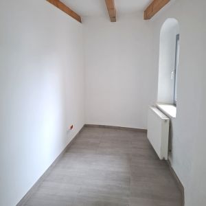 Zimmer in WG zu vermieten. Hochwertig renoviert - Photo 2