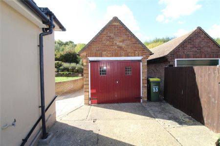 3 bedroom detached house to rent - Photo 3