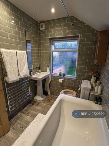 3 bedroom terraced house to rent - Photo 2