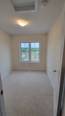 For Lease - 21 Melody Lane, Thorold, Ontario - Photo 2