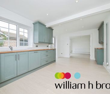 Heathfields, Colchester, Eight Ash Green - Photo 2
