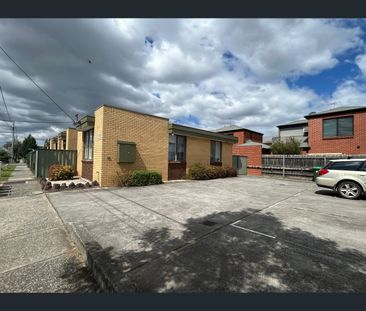 1/2 Howson Street, Brunswick West, Vic 3055 - Photo 3