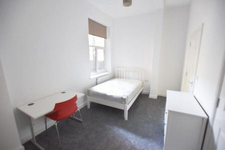 5 bedroom apartment to rent - Photo 5