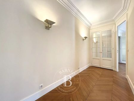 Appartement • La Plaine des Sablons - Photo 2