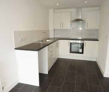 55 Station Road, Ellesmere Port, Little Sutton - Photo 2