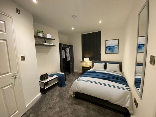 1 bedroom in a house share to rent - Photo 1