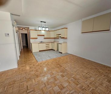 A louer 3½ Rénové, vieux Longueuil - Photo 3