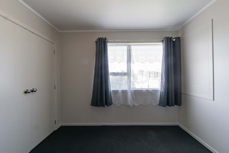 Freshly redecorated home in Dinsdale - Photo 4