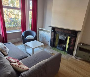 3 bedroom terraced house to rent - Photo 4