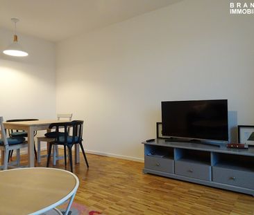 Moderne Wohnung über 2 Ebenen mit Balkon und Fahrstuhl in Top-Szene... - Photo 3