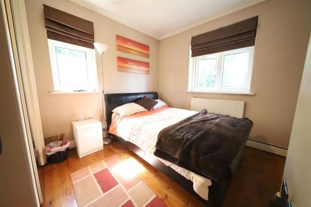 5 bedroom semi-detached house to rent - Photo 5