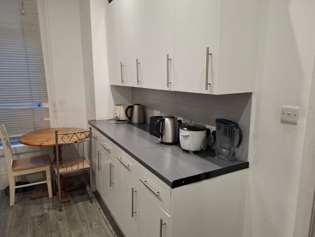 Bedsit, Fordwych Road, NW2 - Photo 4