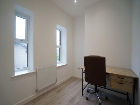 Apartment 3, 1 Trevelyan - Photo 3