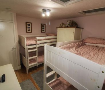 4 bedroom detached house to rent - Photo 4