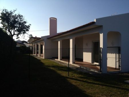 5 room luxury House for rent in Areia (Cascais), Cascais e Estoril, Cascais, Lisbon - Photo 3