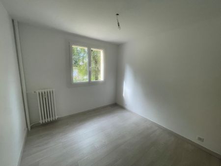 APPARTEMENT T3 A LOUER - Photo 2