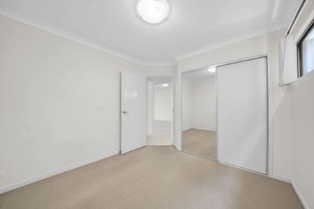 7/84 Brookfield Road, - Photo 2