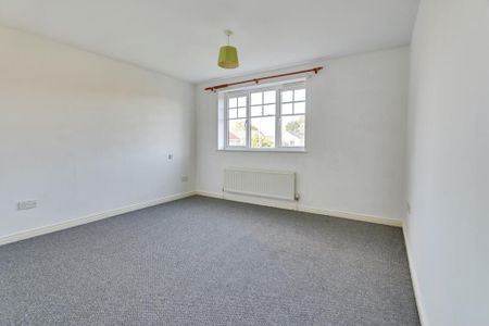 3 bedroom detached house to rent - Photo 4
