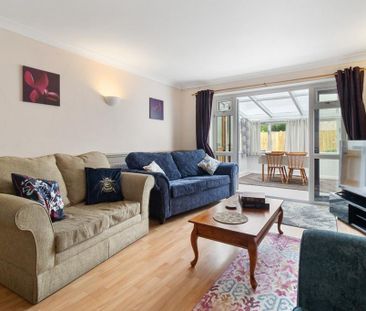 6 bedroom detached house to rent - Photo 4