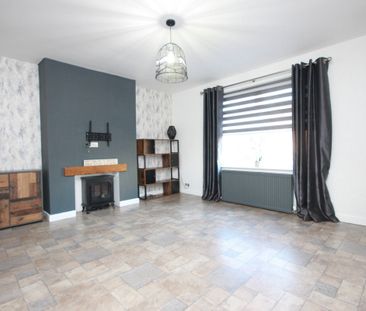Pine Street, Airdrie, ML6 - Photo 4