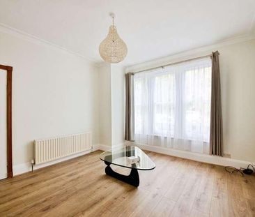 Ground Floor Flat, Squires Lane, London, N3 - Photo 2