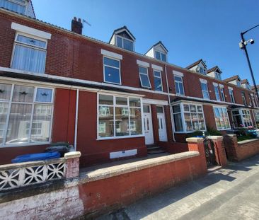 4 bedroom terraced house to rent - Photo 6