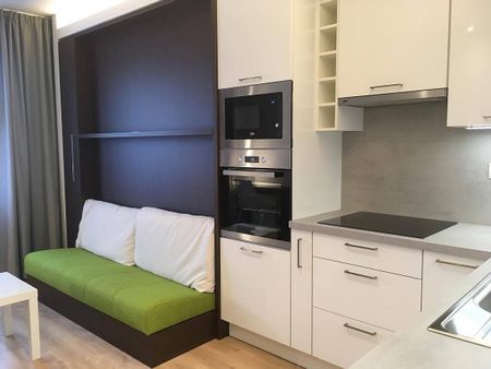 Pronájem bytu 1+kk 27 m² - Fotografie 2