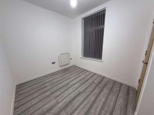 St. Georges Street, Bolton, BL1 - Photo 1