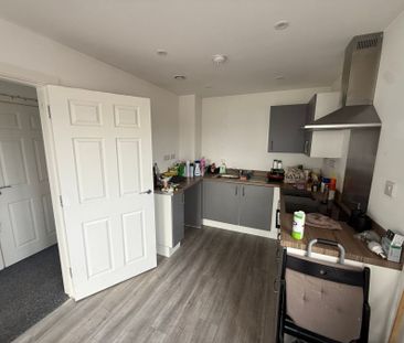 Newton Road, Yeovil, Somerset - Photo 6