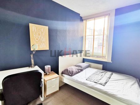 Kenway Road B Room A - Photo 4
