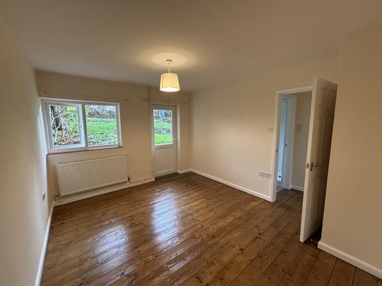 2 bedroom semi-detached bungalow to rent - Photo 1