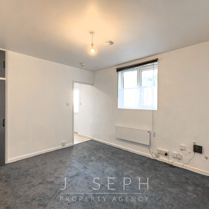 London Road, Ipswich, IP1 - Photo 1