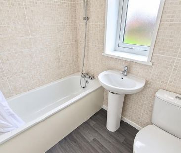 2 bedroom terraced house to rent - Photo 5