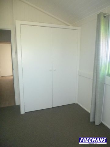 Renovated Unit Walk to CBD - Photo 3