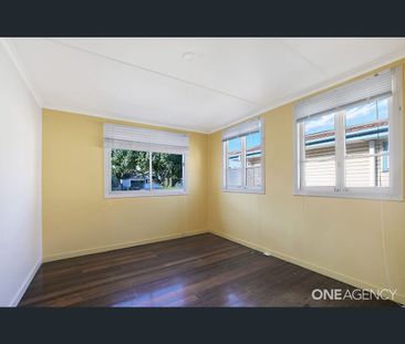 47 Cowen Street, Margate, Qld 4019 - Photo 3