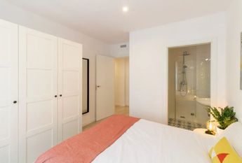 Carrer dels Salvador, Barcelona, Catalonia 08001