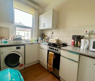 Harvey Road, Southbourne - Photo 4