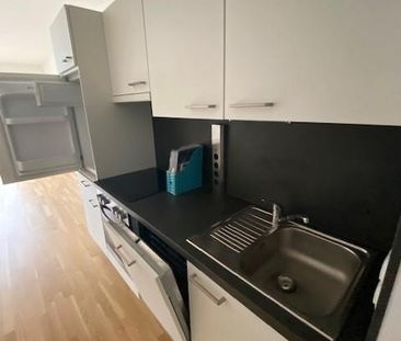 1220 Wien – Helle, südseitige Neubauwohnung nähe U1-Station Kagran ... - Photo 2